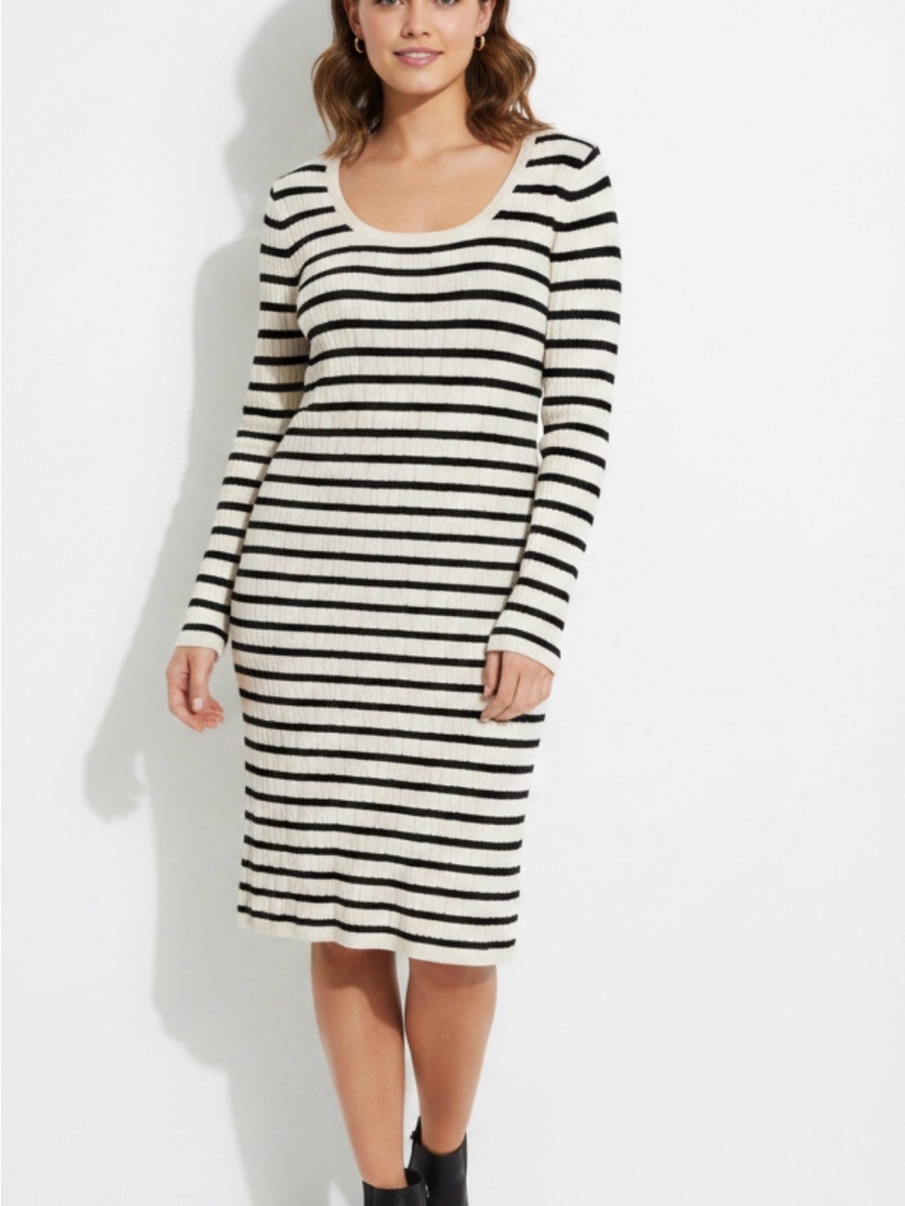 Striped Long Sleeve Sweater Dress - Cream/Black NEW Size Large
